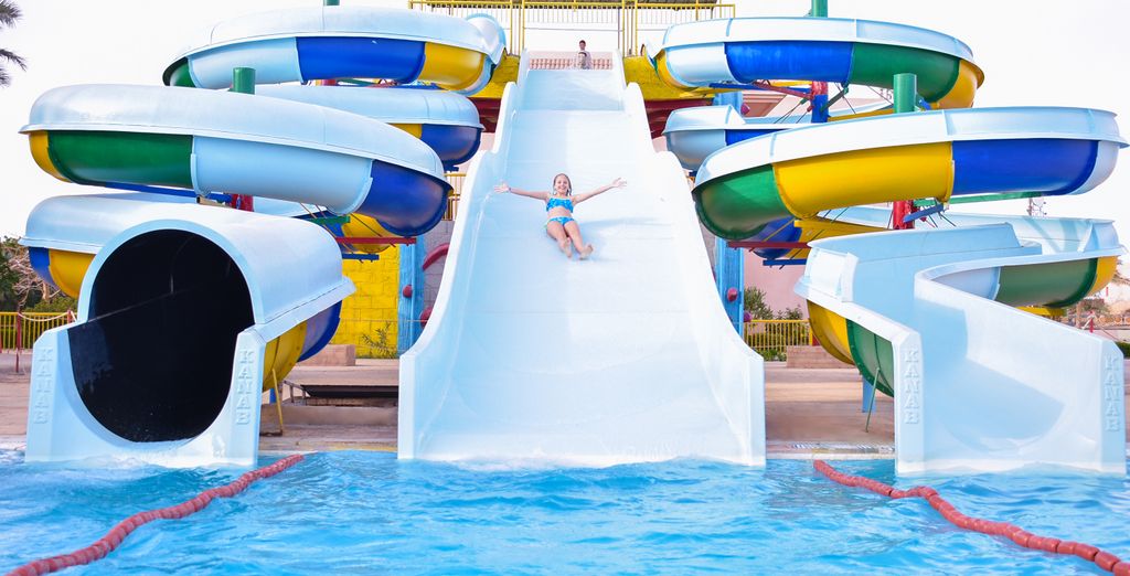 Parrotel Aqua Park Resort 4*