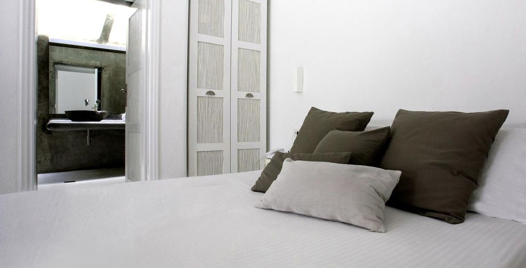 Ostraco Suites 4*