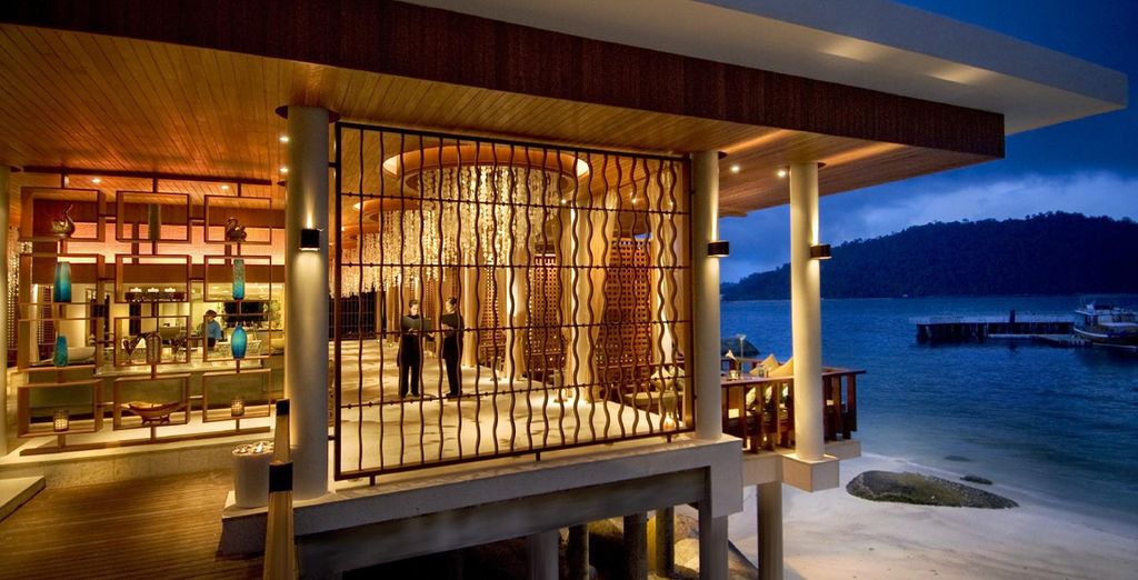Hotel Stripes Kuala Lumpur 5* + Pangkor Laut Resort 5*