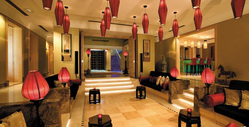 Shangri-La Hotel, Qaryat Al Beri 5*