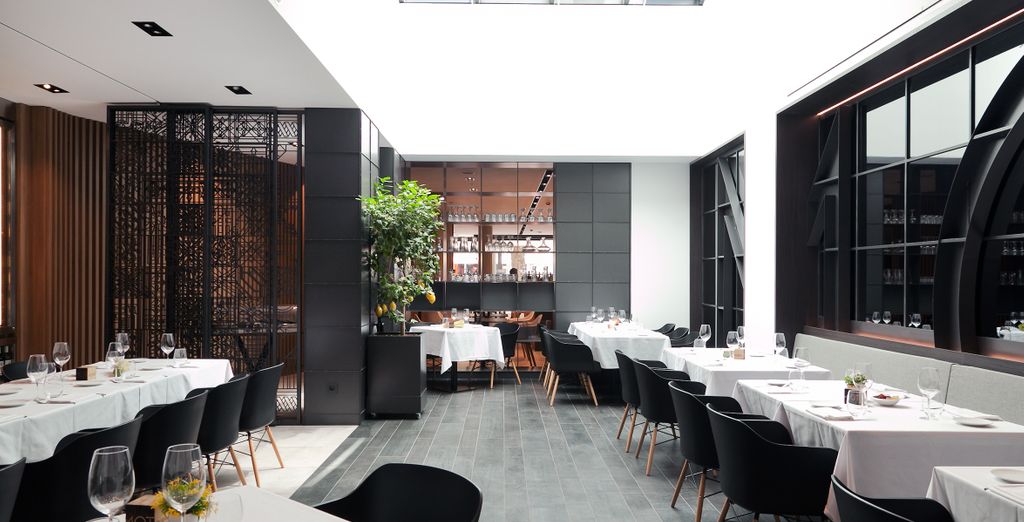 Hotel Vila Arenys 4*