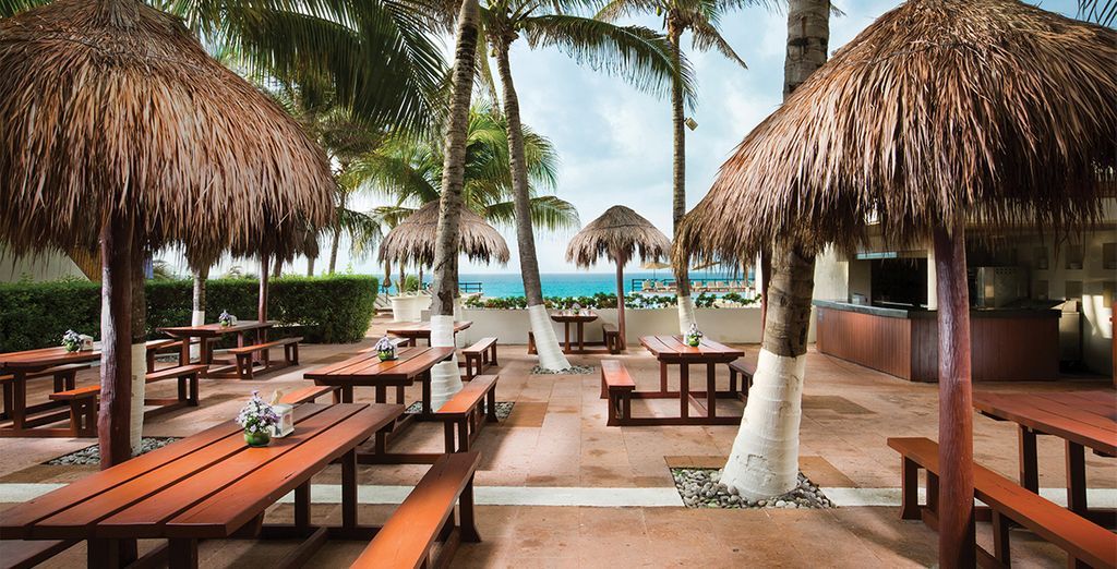 Fairfield Inn & Suites by Marriott Central Park + Now Emerald Cancun 5*