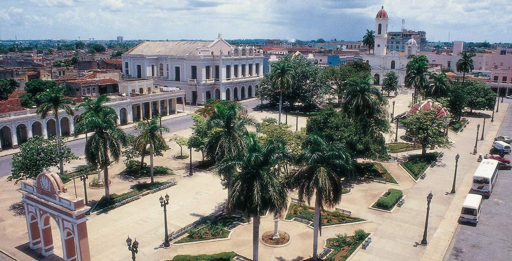 Tour Cuba Classico + Melia Peninsula Varadero 5*