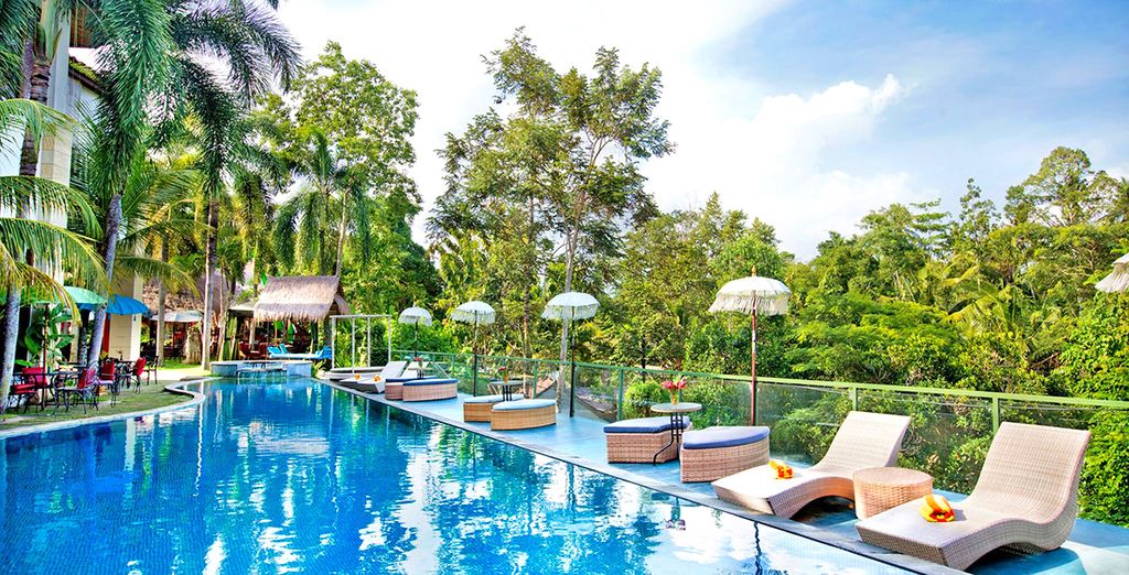 The Mansion Resort Hotel & Spa 5* + Movenpick Resort & spa Jimbaran Bali 5*