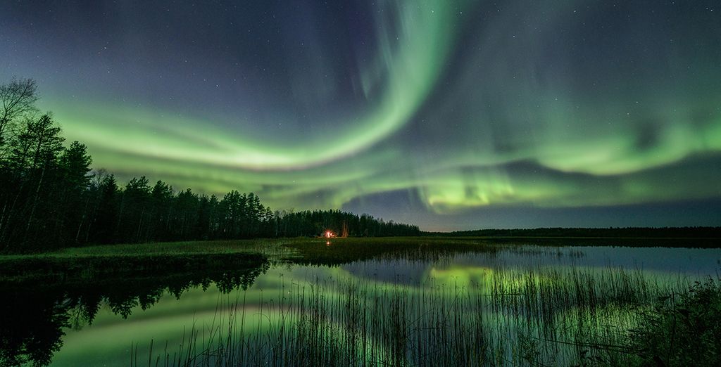 Hotel Apukka Arctic Resort con possibile soggiorno a Helsinki