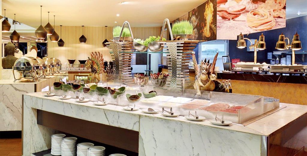 Pullman Legian 5* + Novotel Lombok 4* + Novotel Nusa Dua 5*