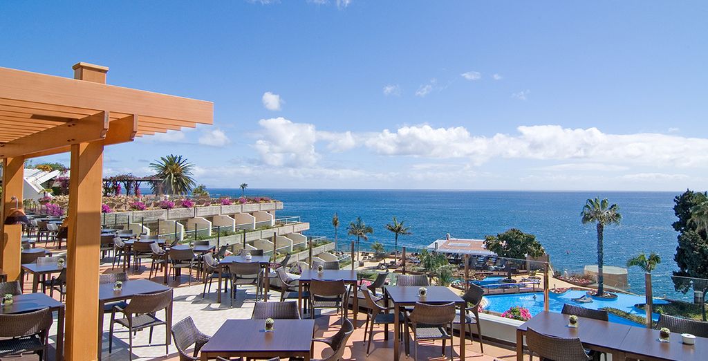 Pestana Carlton Madeira Ocean Resort Hotel 5*
