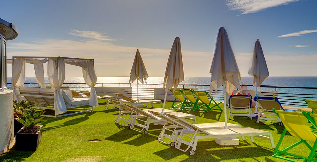SBH Crystal Beach Hotel & Suite - Adults Only 4*