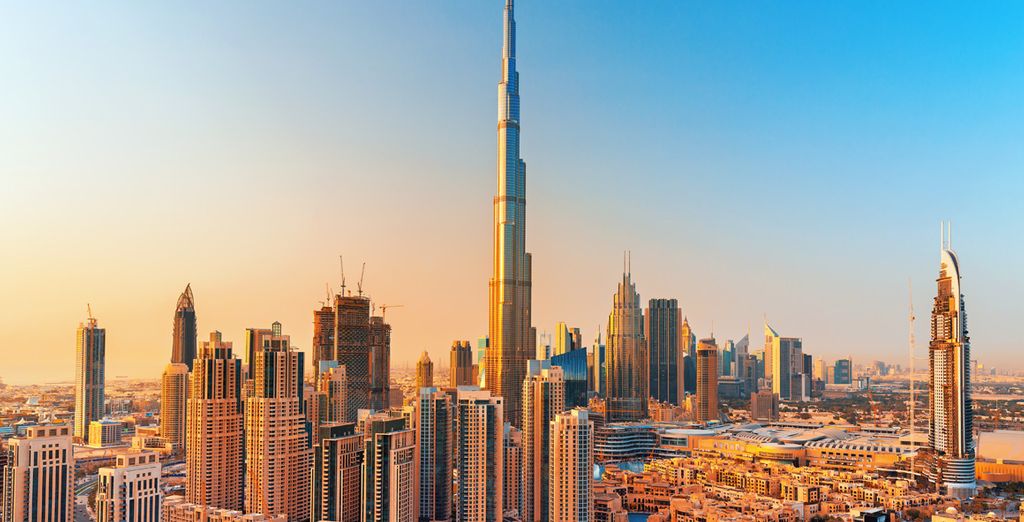 Soggiorno ad Abu Dhabi in 4* e Crociera nel Mar Arabico e in India a bordo di Celebrity Constellation