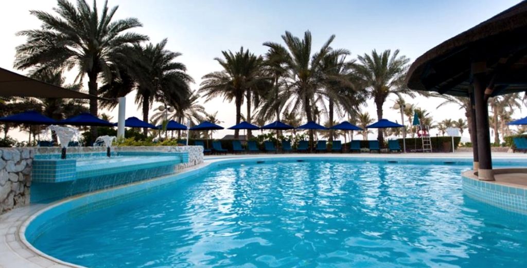 Hotel JA Jebel Ali Beach 5*