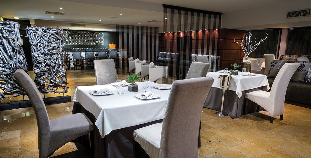 Fairfield Inn & Suites by Marriott Central Park + Now Emerald Cancun 5*