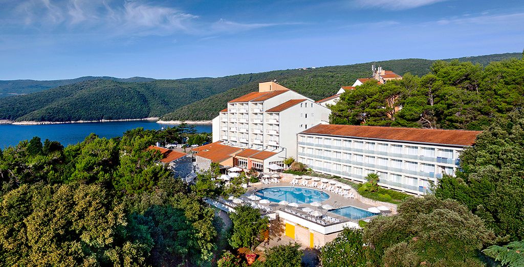 Hotel Allegro Miramar + Hotel Corinthia