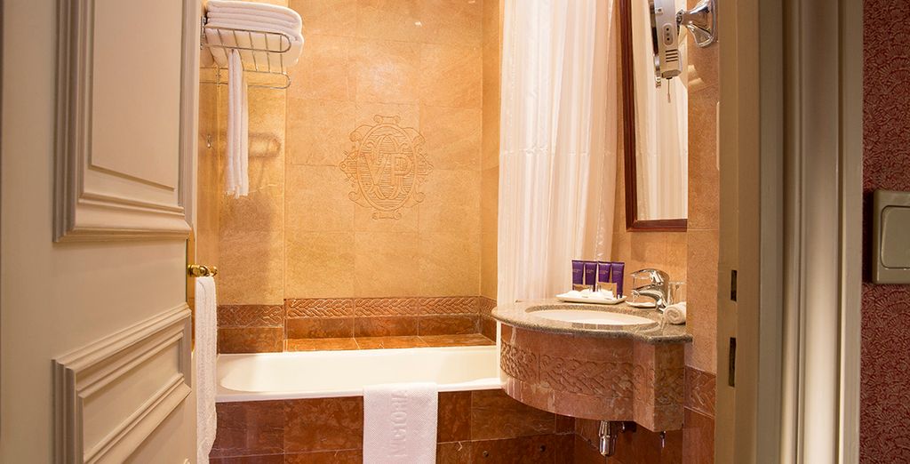 Victoria Palace Hotel 5*