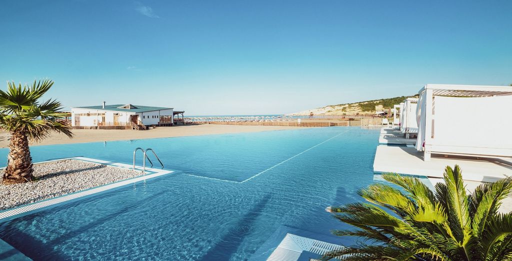 Azul Beach Resort, Montenegro