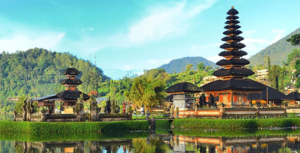 Discover Indonesia with our Travel Guide - Voyage Privé