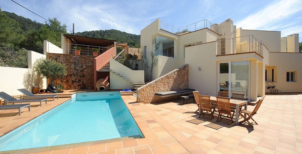 3 Bedroom Villa for up to 6 Guests - private villa in Ibiza