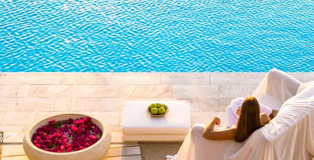 Yria Island Boutique Hotel & Spa 5*