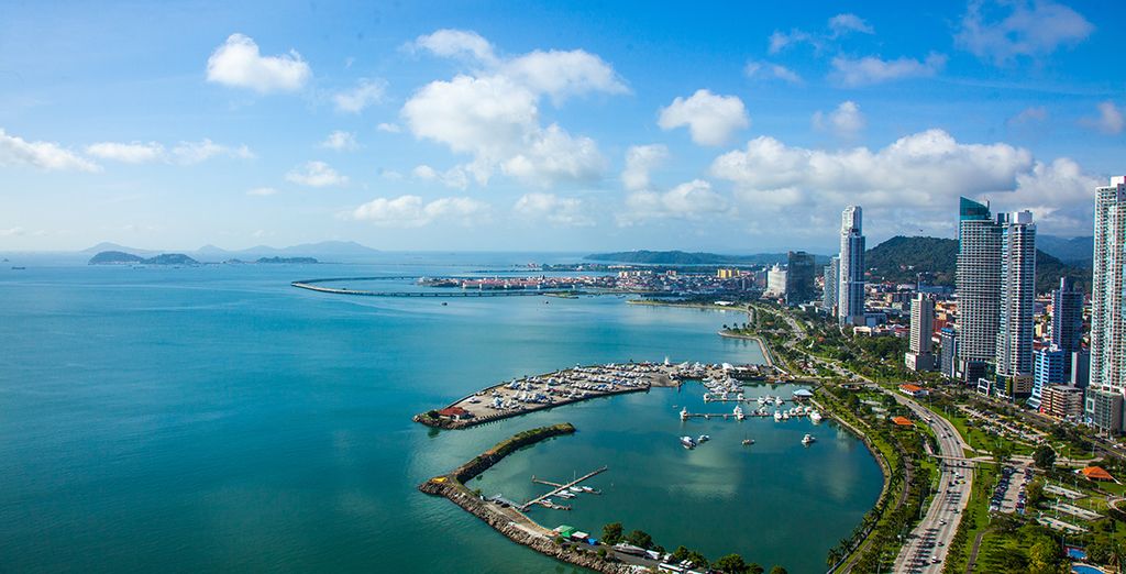 Discover Panama City with our free travel guide