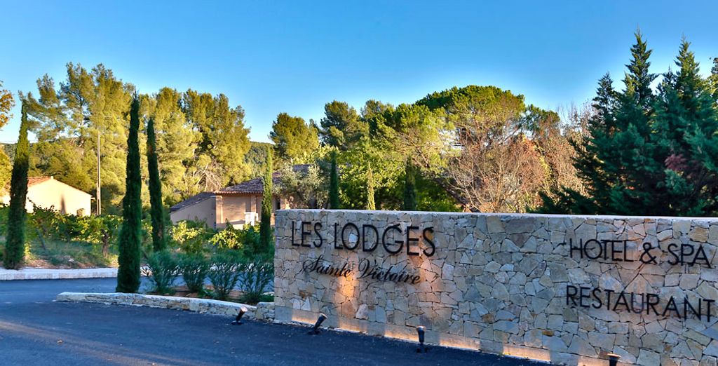 Les Lodges Sainte Victoire Hotel & Spa 4*