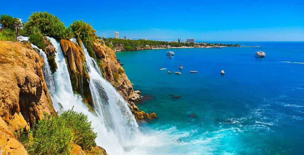 Discover Antalya and its beautiful landscapes