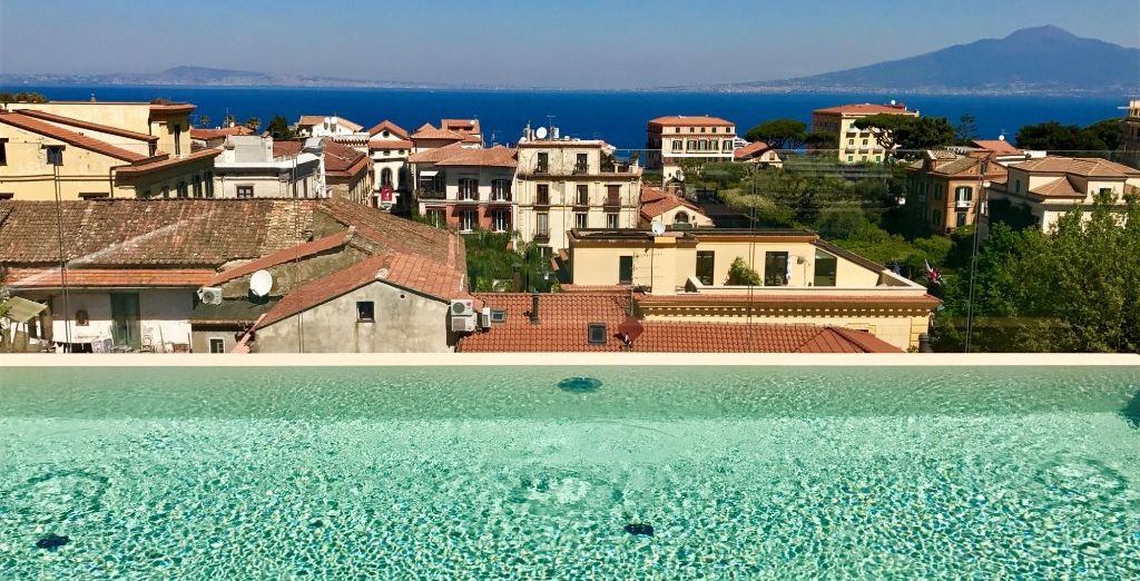 Hotel Plaza Sorrento 4*
