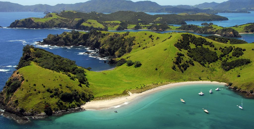 New Zealand Fly Drive with Dubai Stopover