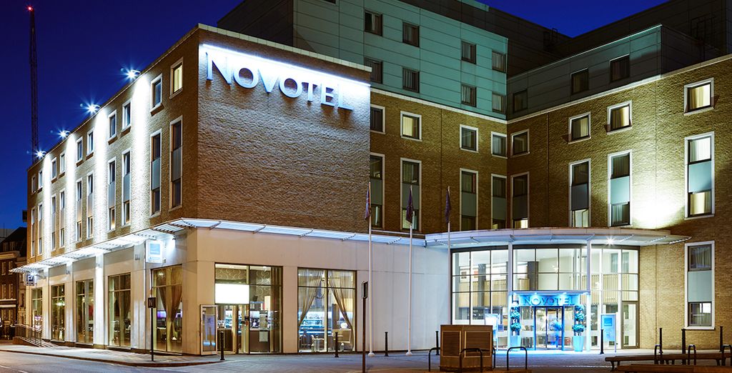 Novotel London Greenwich 4* & Thames River Cruise