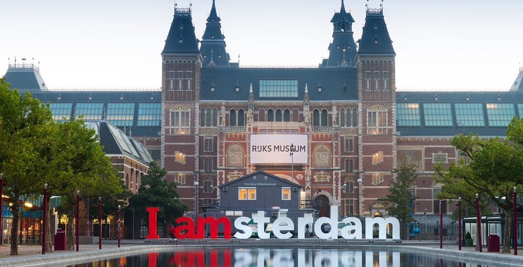 Amsterdam travel guide