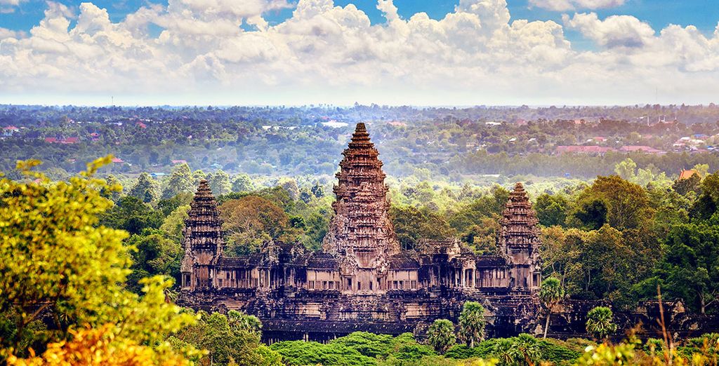 'Free & Easy' Cambodia Tour with Optional North Vietnam Extension