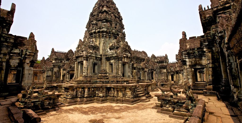 'Free & Easy' Cambodia Tour with Optional North Vietnam Extension