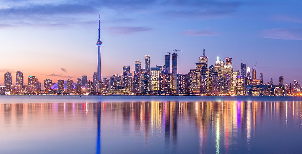 Westin Harbour Castle Hotel 4*