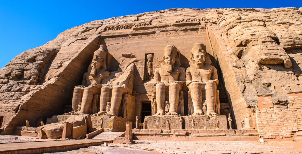 Explore Egypt and its magical history with Voyage Privé