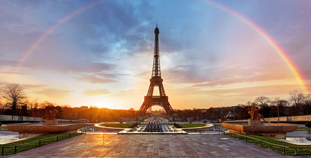 Book a luxurious hotel in Paris with Voyage Privé