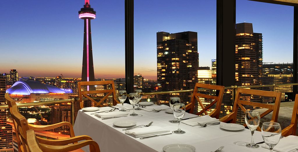 Westin Harbour Castle Hotel 4* - hotel with a view in Toronto