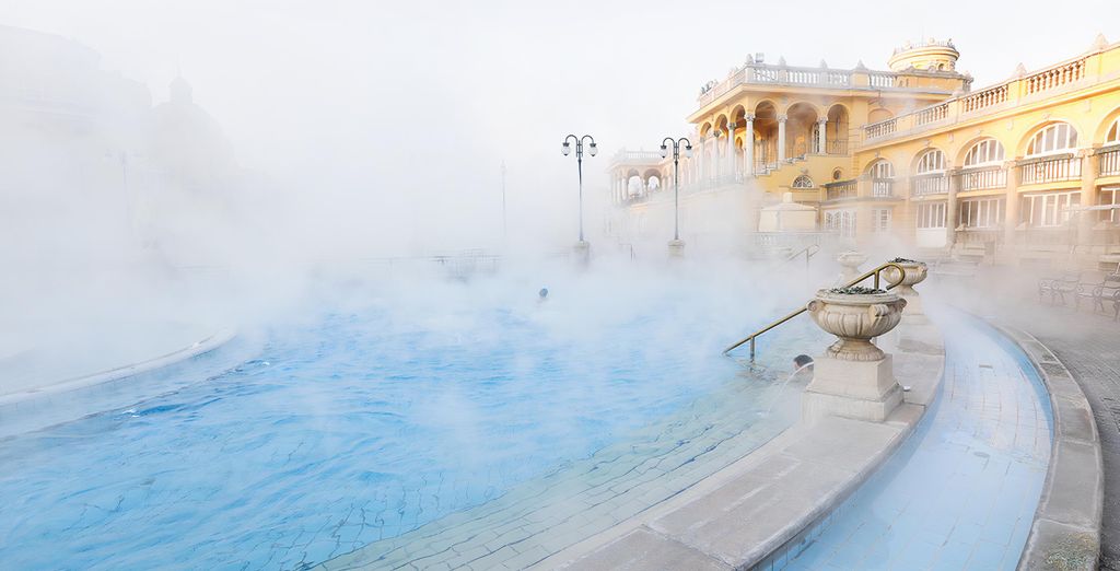 Hotel NH Budapest City 4*