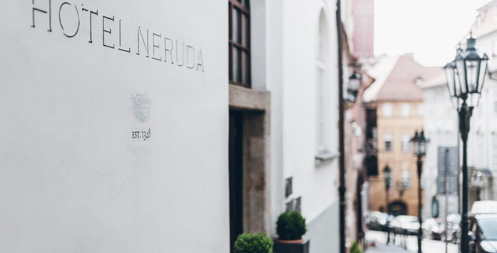 Design Hotel Neruda 4*