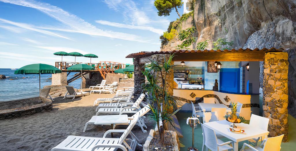 Hotel La Madonnina Ischia 4*