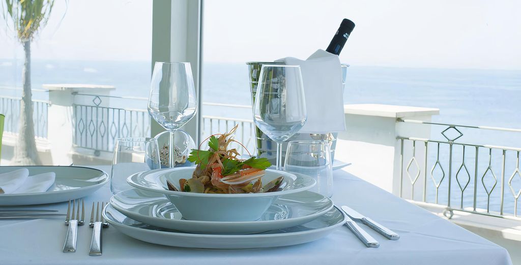 Hotel La Madonnina Ischia 4*