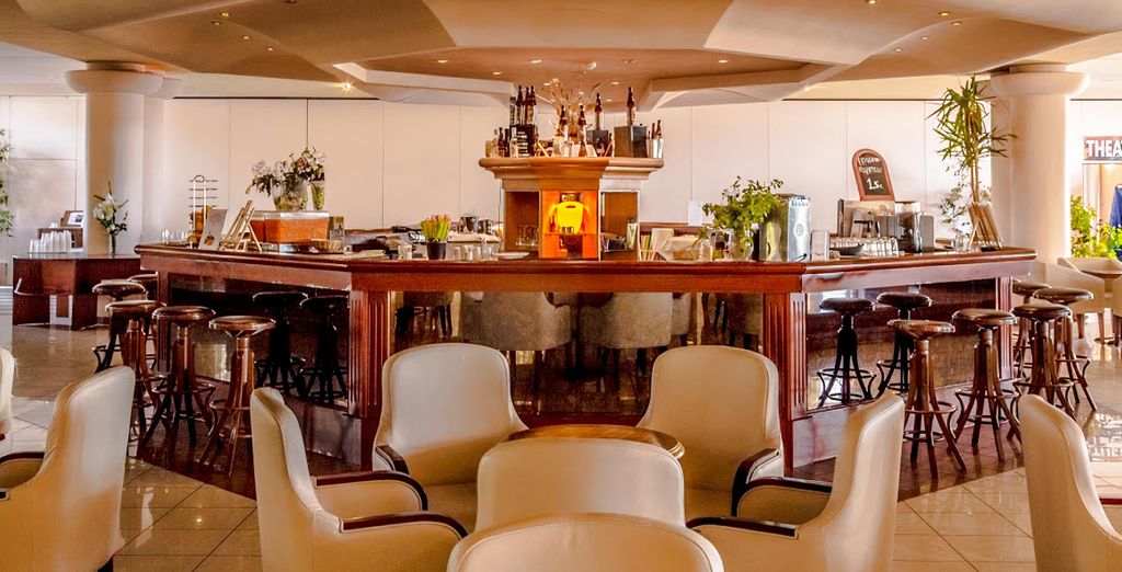 Athina Palace Resort & Spa 5*