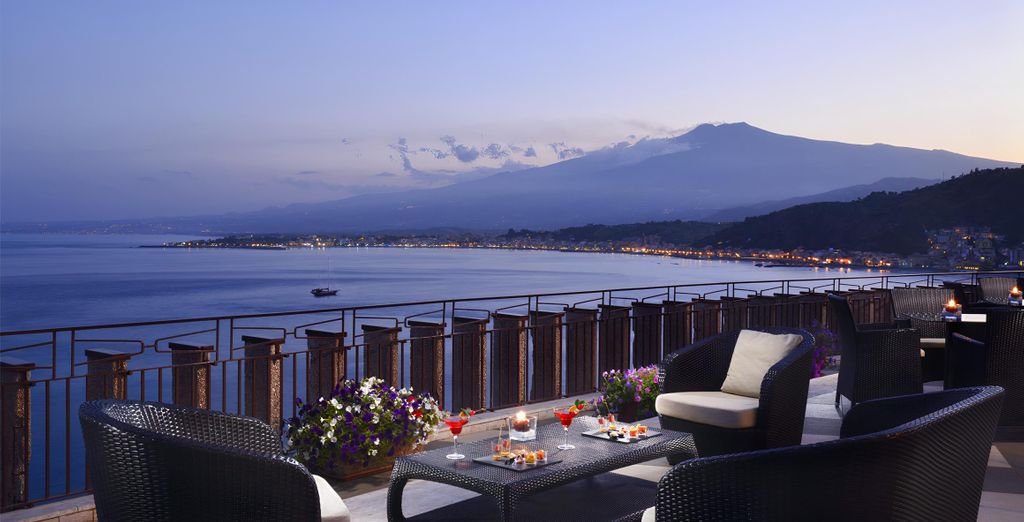 UNAHOTELS Capotaormina 4*