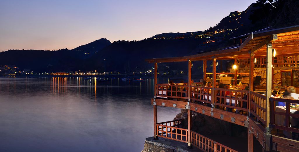 UNAHOTELS Capotaormina 4*