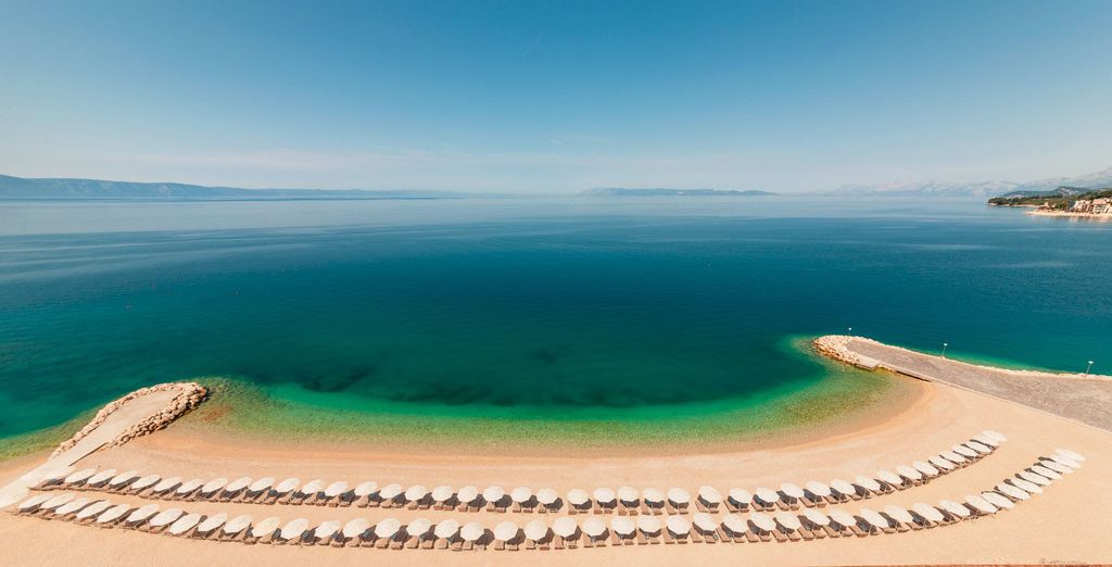 Medora Auri Family Beach Resort 4*