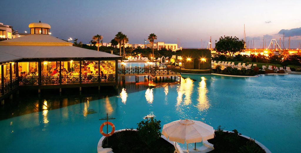 Hotel The Volcan Lanzarote 5*