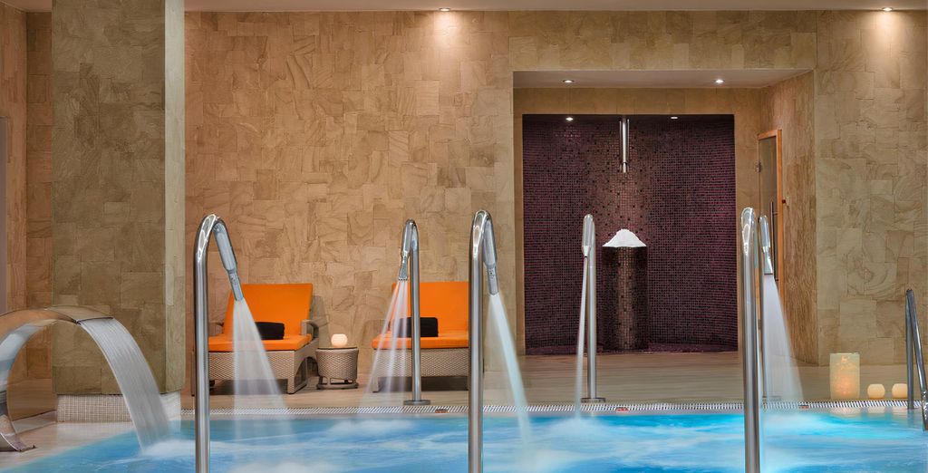 Melia Dunas Beach Resort And Spa 5*