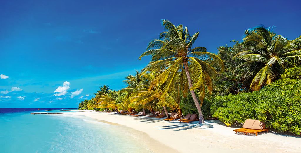 Lily Beach Resort & Spa 5* 