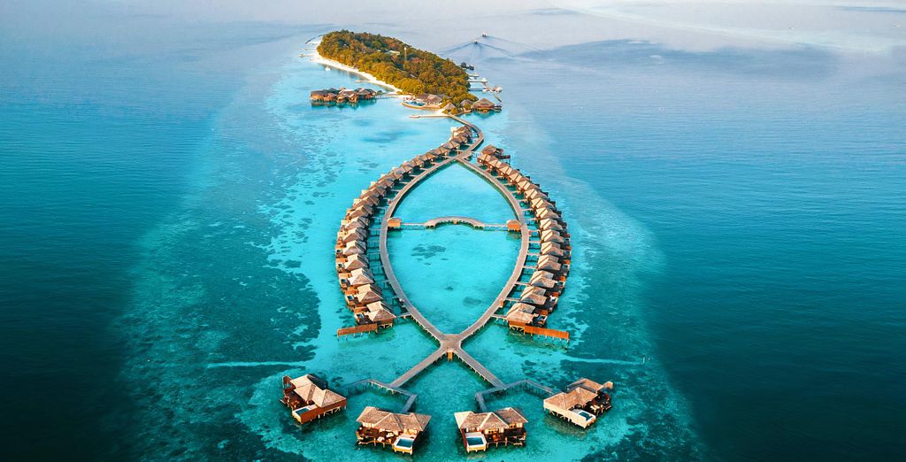 Lily Beach Resort & Spa 5*