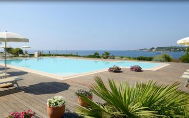 Hotel Dei Pini 4*