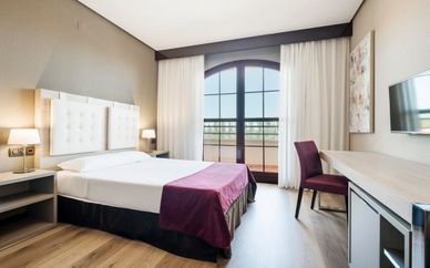 Ilunion Golf Badajoz 4*