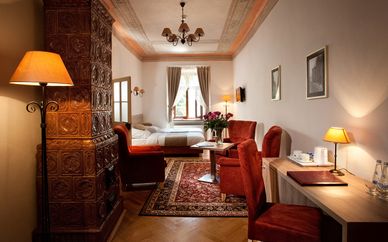 Santi Hotel 4*