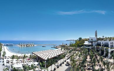 Cratos Premium Hotel & Casino 5*